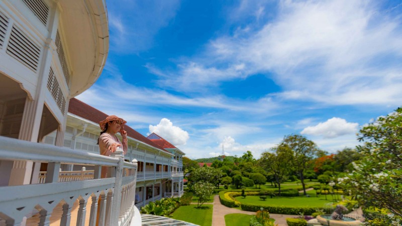 Centara Grand Beach Resort and Villas Hua Hin Review - A Breathtaking Seaside Destination