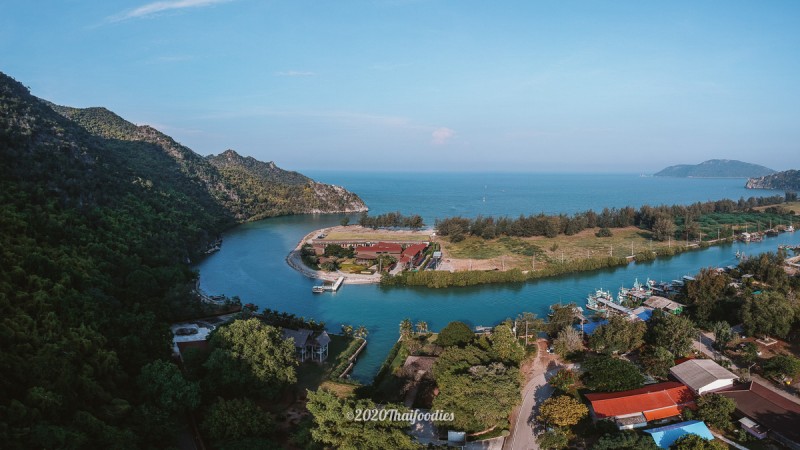 Super cozy and comfy resort in (Sam Roi yot beach) Pranburi Prachuap Khiri Khan