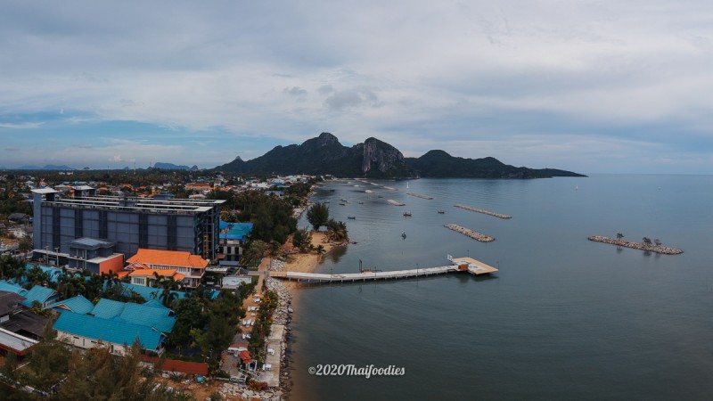 The Best Hotel in Prachuap Khiri Khan (Klongwan beach) 