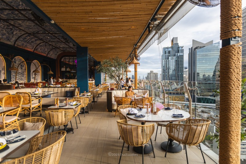 Pastel Rooftop Bar & Mediterranean Dining Million-dollar views, mouthwatering Mediterranean cuisine, and chill rooftop vibes every night!