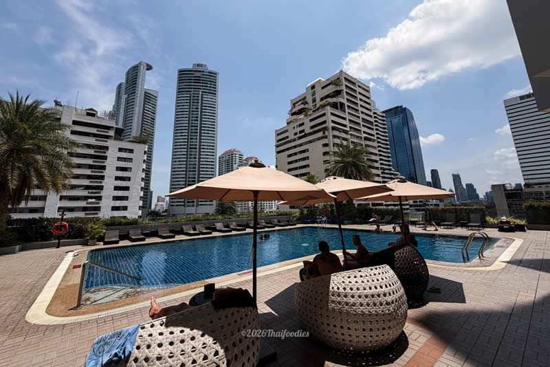 🌴 Ultimate Sukhumvit Staycation: Relax at Rembrandt Hotel Bangkok & Party at the Mexicano Pool Brunch!